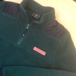 Vineyard vines boys size large fleece quarter zip pull over jacket.